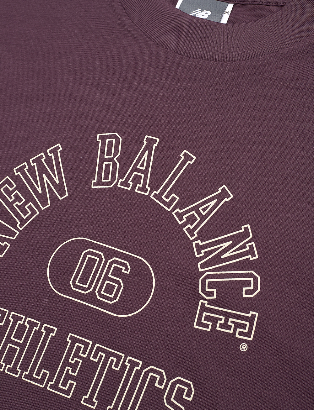 New Balance - Graphic Jersey T-Shirt - topper & t-skjorter - plum brown - 2