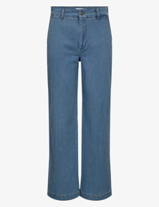 Nümph NUAMBER PANTS - LIGHT BLUE - Straight jeans - LIGHT BLUE DENIM / blue